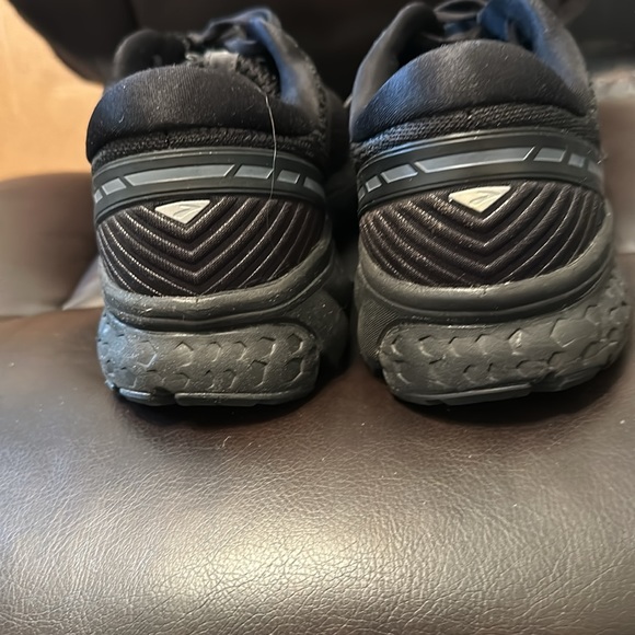 Brooks Ghost Men’s athletic shoes black - Picture 5 of 6